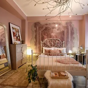 Purrfect & Dreamy - The Special Studio Apartament
