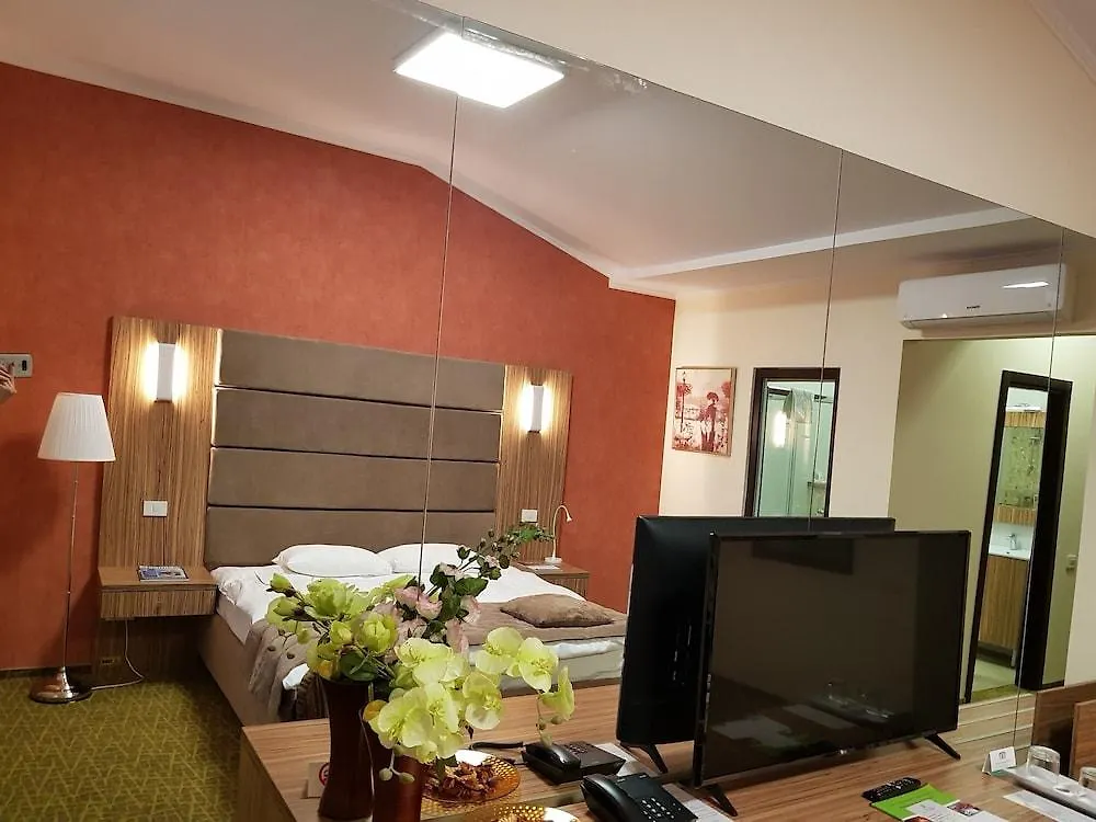 Hotel Tecadra Bucharest 4*,  Romania