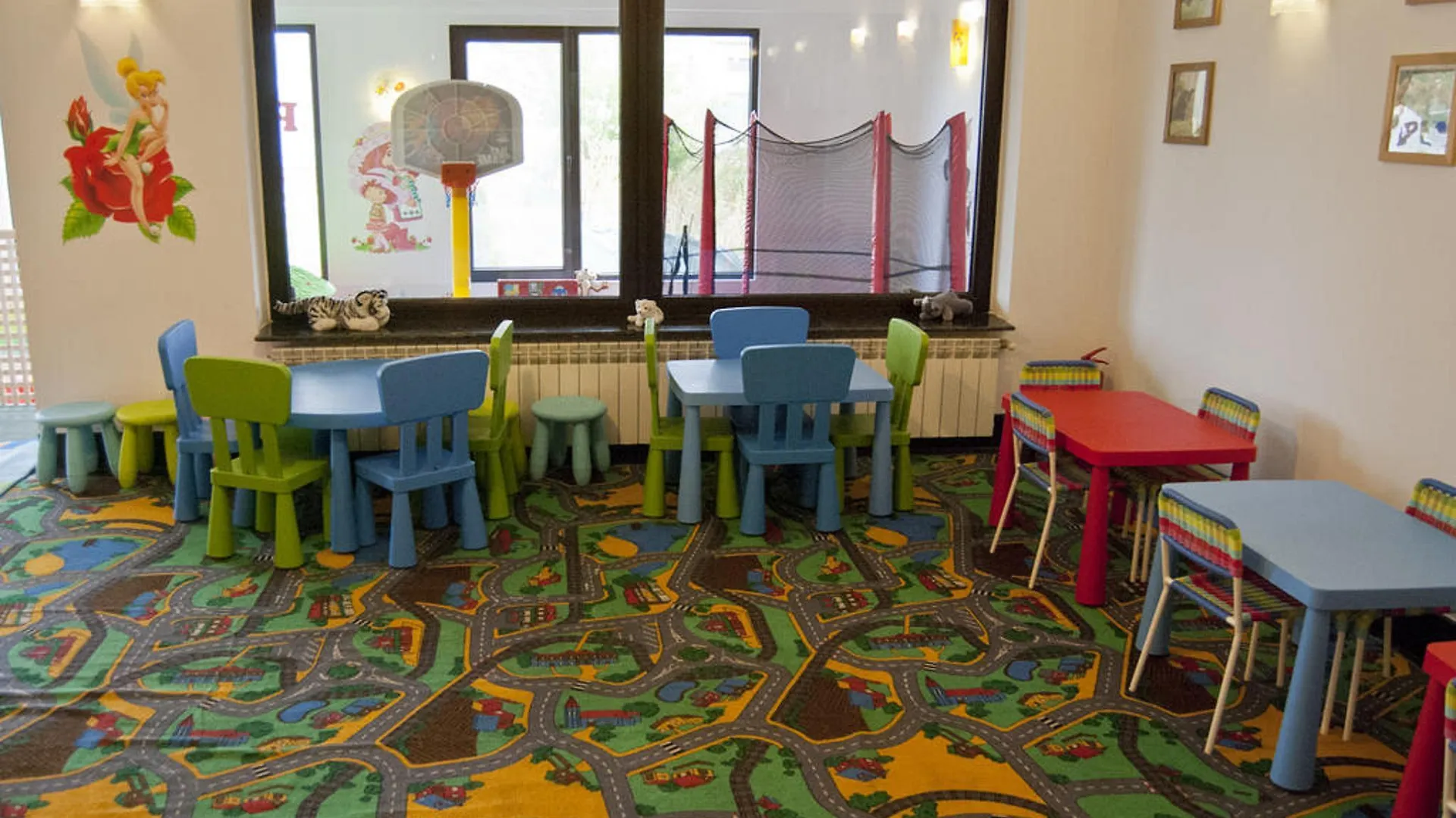 Hotel Tecadra Bucharest