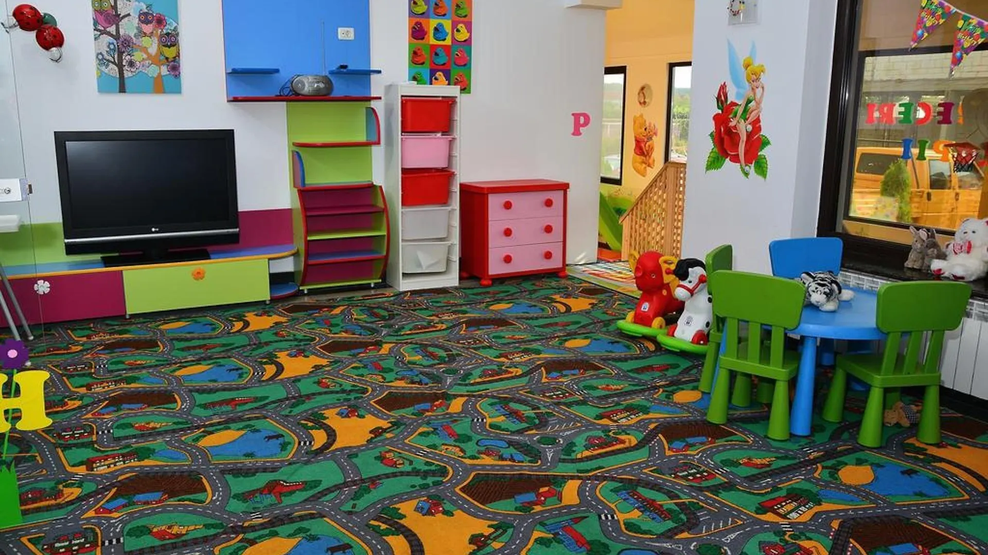 Hotel Tecadra Bucharest