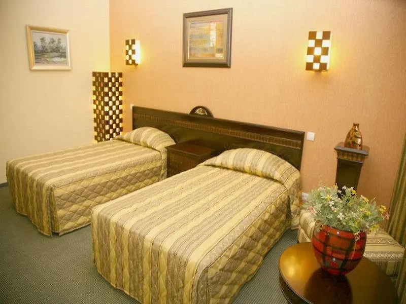 Hotel Tecadra Bucharest